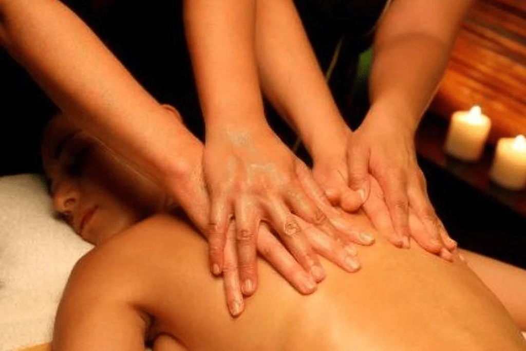 Masaje a Cuatro Manos image